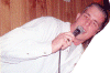 Aki---1995-Australia-sing1.gif (56190 bytes)
